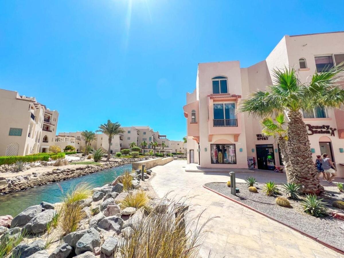 Beachfront Somabay Apartmán